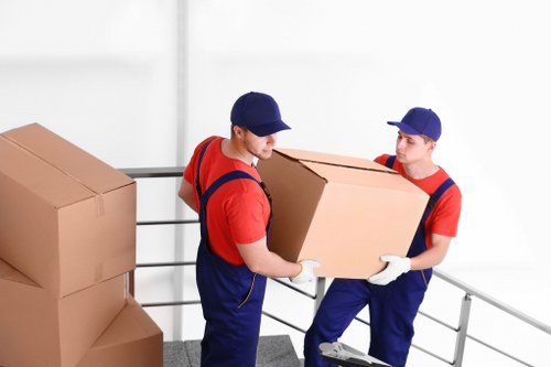 Professional packing boxes and moving supplies for Fulham homes